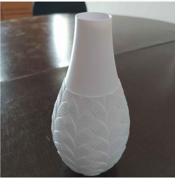watertight prints- a stunning 3D printed vase that blends modern design with intricate detail