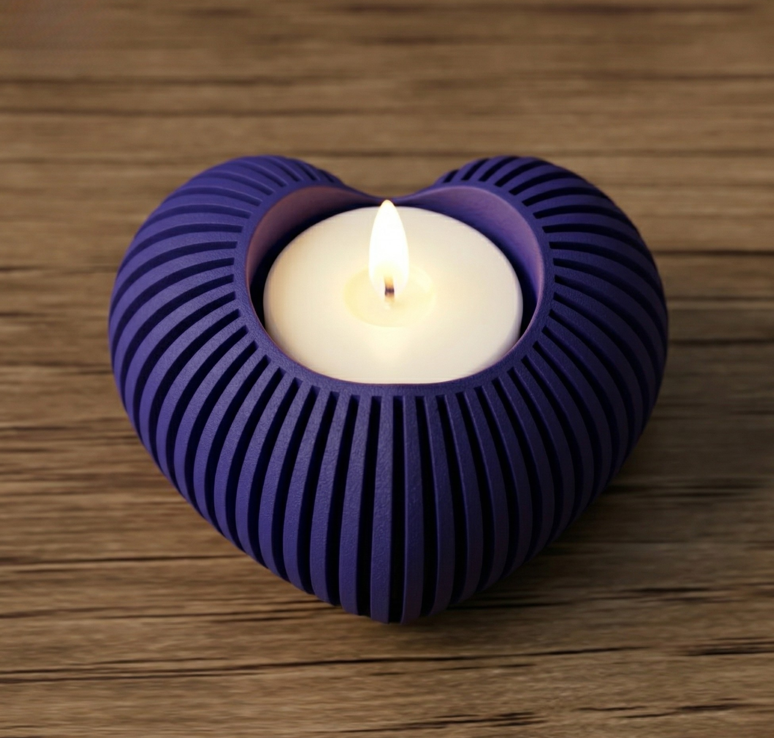 Ribbed Heart Candle Case
